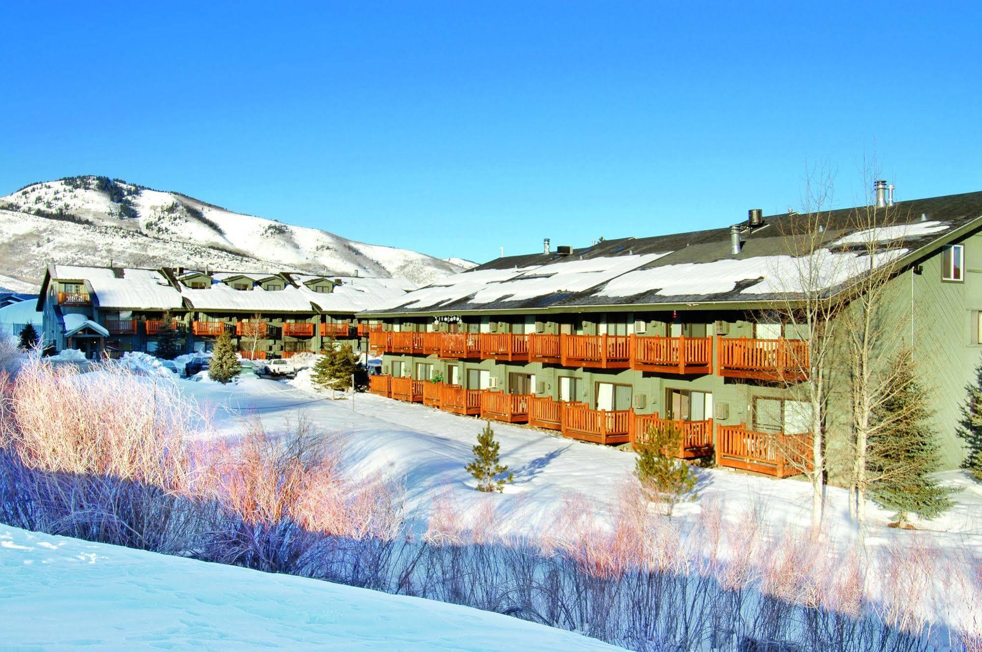 Prospector Accommodations By All Seasons Resort Lodging Парк Сити Екстериор снимка
