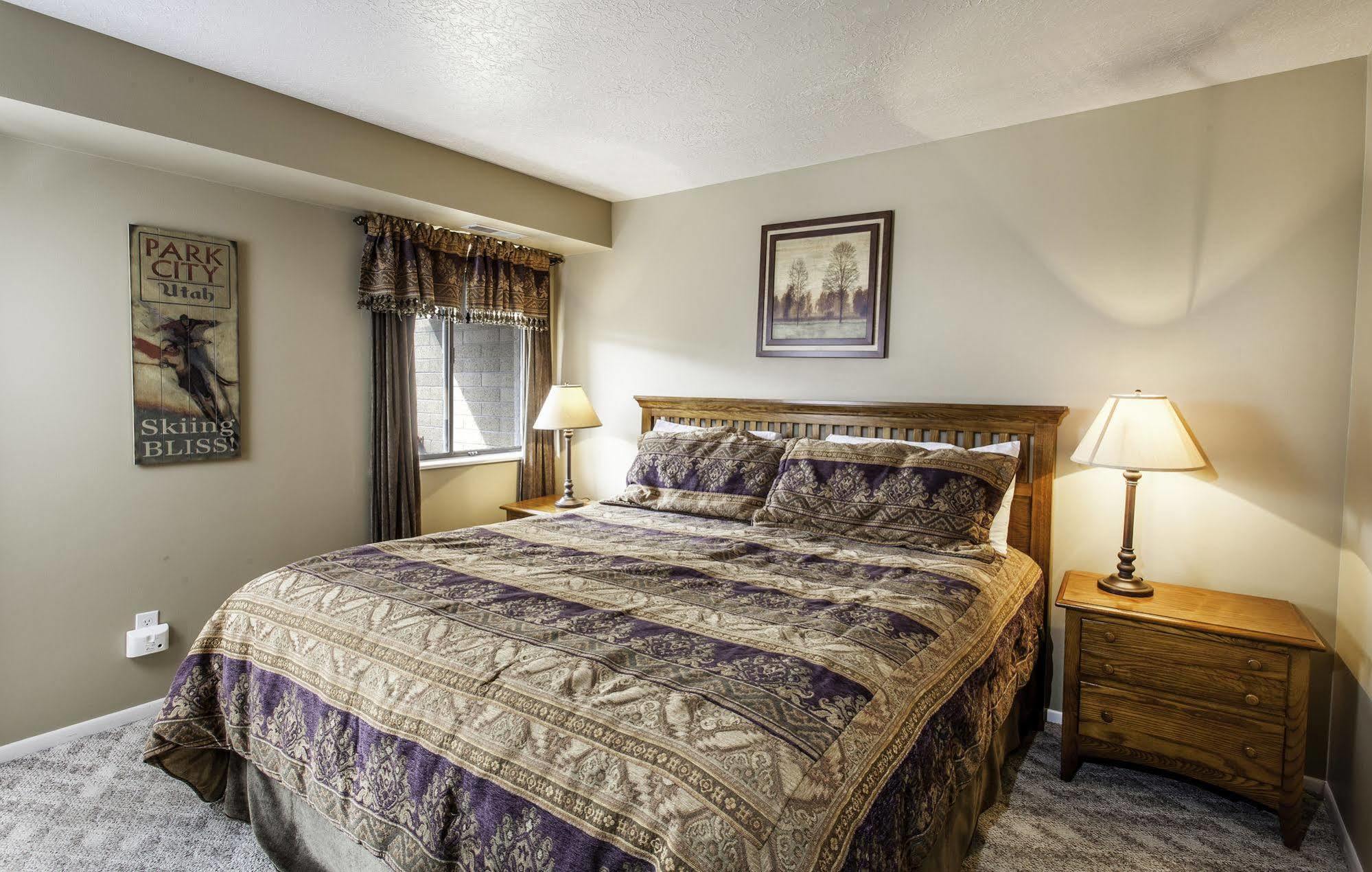 Prospector Accommodations By All Seasons Resort Lodging Парк Сити Екстериор снимка